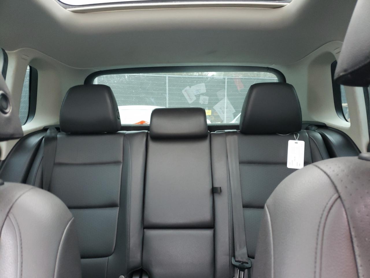 Volkswagen Tiguan s 2016