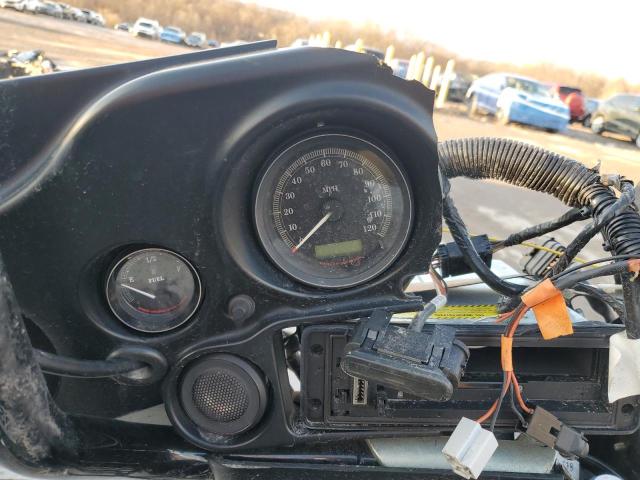 2011 HARLEY-DAVIDSON FLHTP 1HD1FMM15BB635704