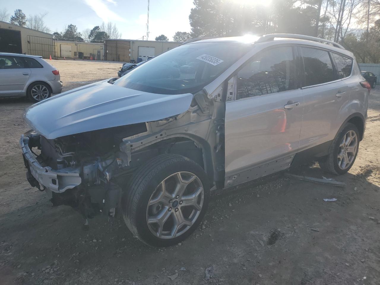 1FMCU9J95KUA27138 FORD ESCAPE TIT 2019