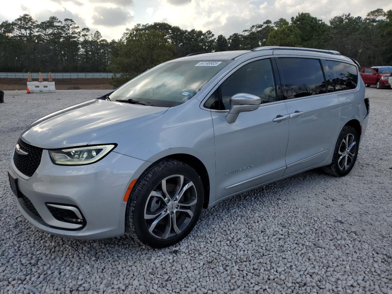 CHRYSLER PACIFICA PINNACLE