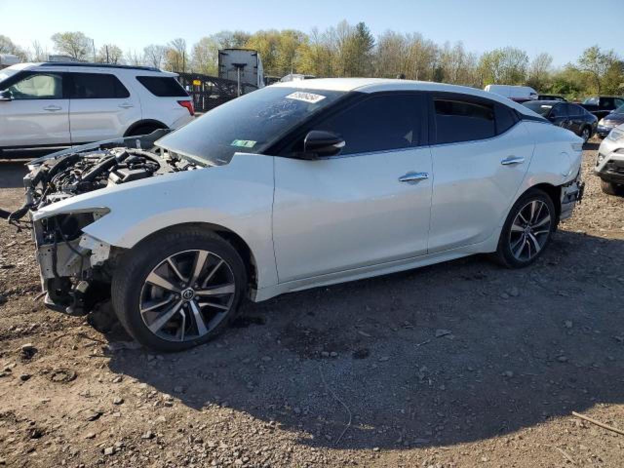 NISSAN MAXIMA S