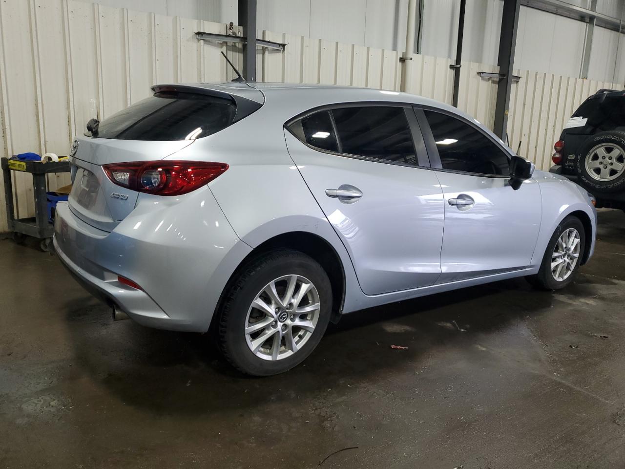 MAZDA 3 SPORT