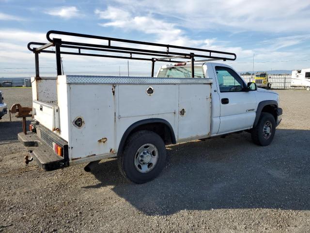 CHEVROLET SILVERADO 2005 white  gas 1GBHC24U85E235523 photo #4
