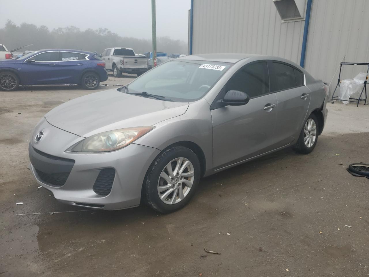 MAZDA 3 I