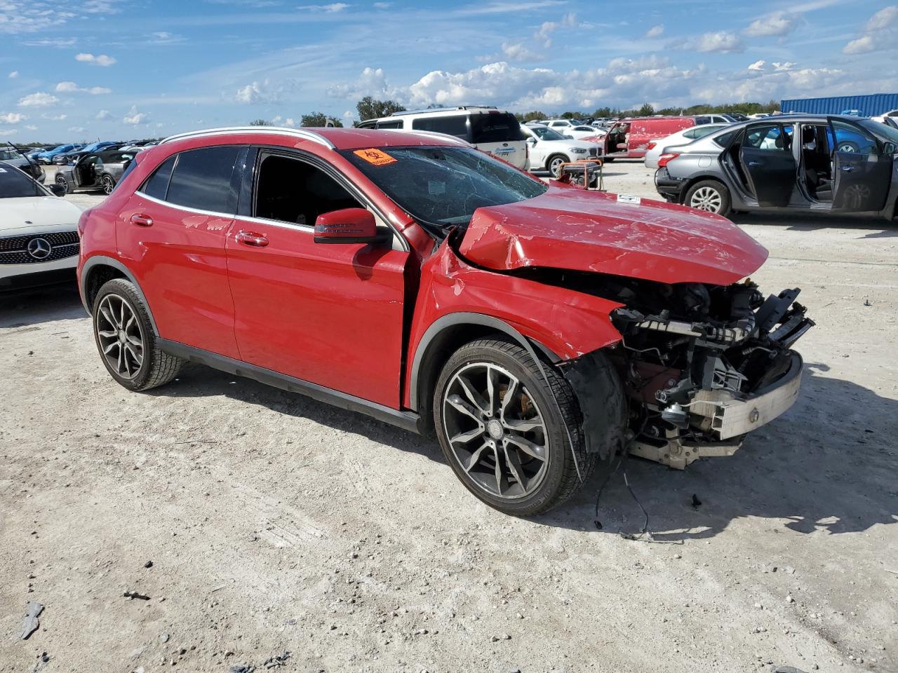 MERCEDES-BENZ GLA-CLASS 250