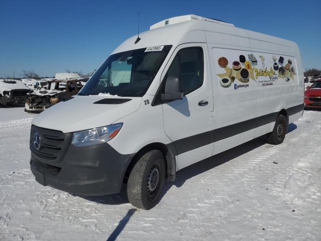MERCEDES-BENZ SPRINTER 2500