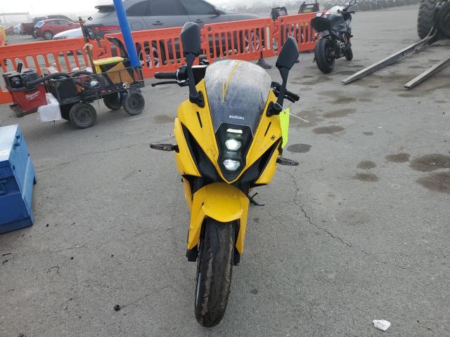 2024 SUZUKI GSX800 F JS1EM13B6R7101684