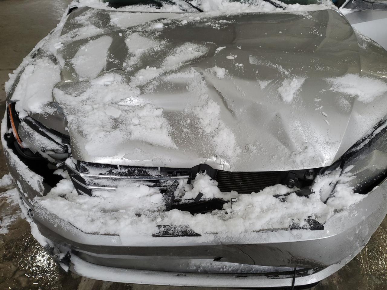 VOLKSWAGEN PASSAT SE