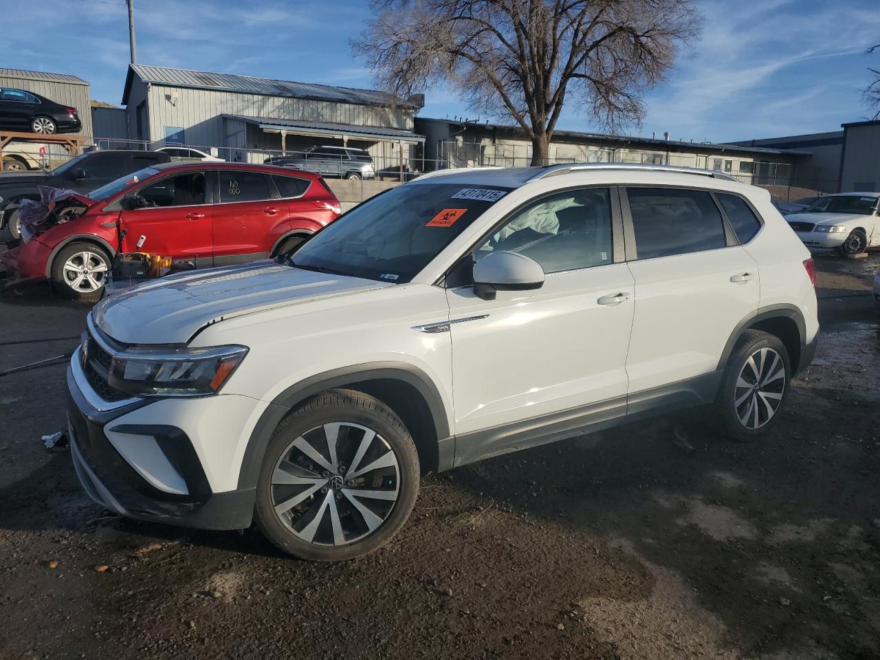 VOLKSWAGEN TAOS SE