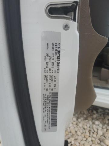 2015 CHRYSLER TOWN & COU 2C4RC1BG7FR627985