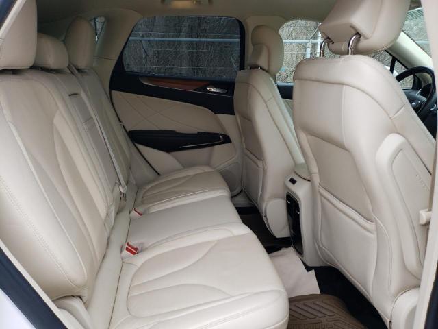 2016 LINCOLN MKC RESERV 5LMCJ3D90GUJ30005