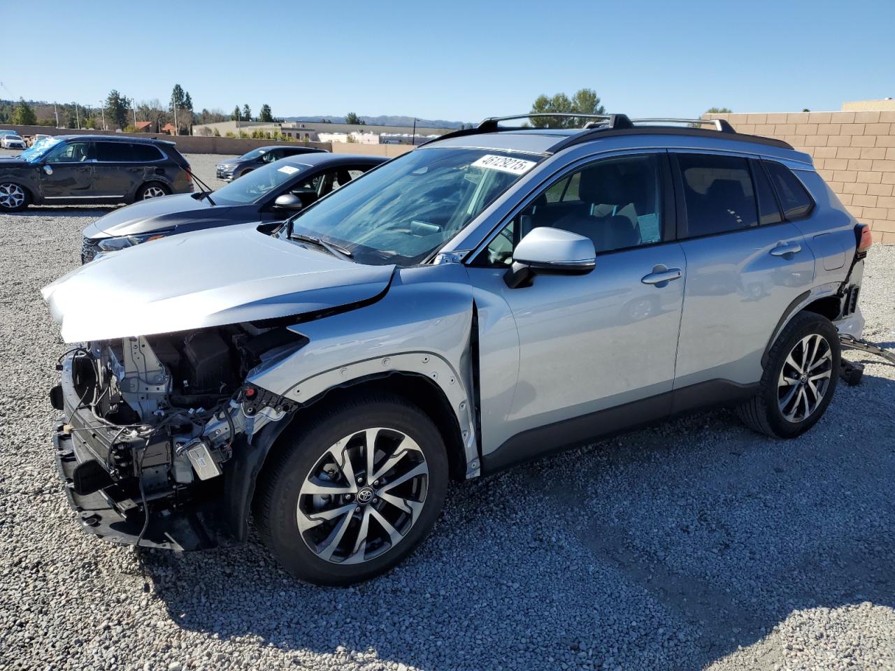 TOYOTA COROLLA CROSS XLE