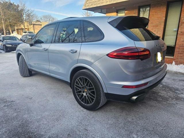 Vin: wp1aa2a23hka84570, lot: 46362285, porsche cayenne 20173