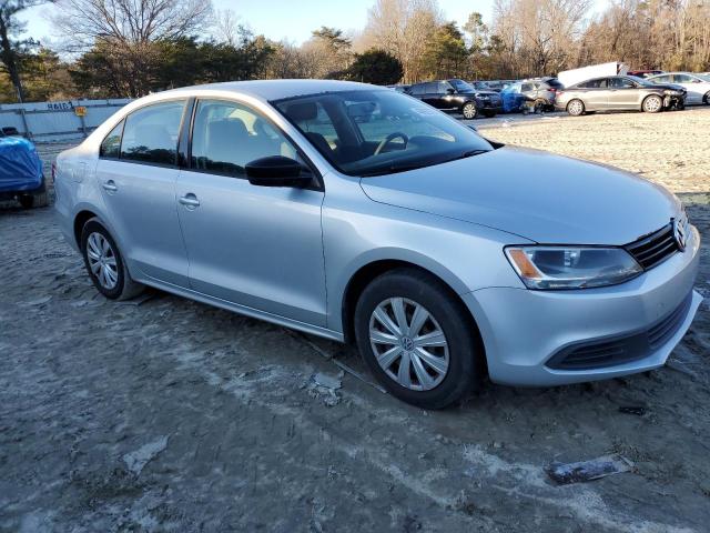 Vin: 3vw2k7aj9dm391202, lot: 45663575, volkswagen jetta base 20134