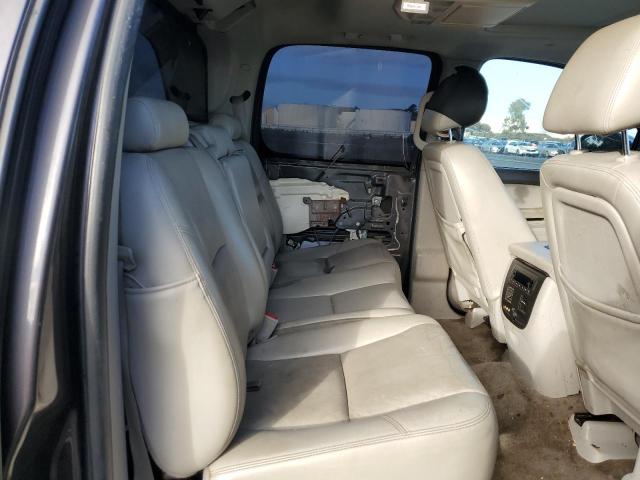 2010 CHEVROLET AVALANCHE - 3GNVKGE01AG102946