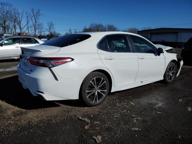 2018 TOYOTA CAMRY L 4T1B11HKXJU034017