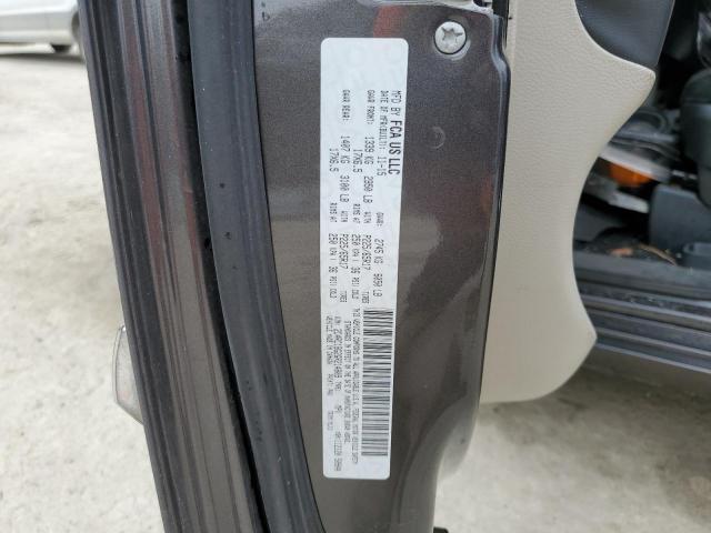 2016 CHRYSLER TOWN & COU 2C4RC1BG2GR214809