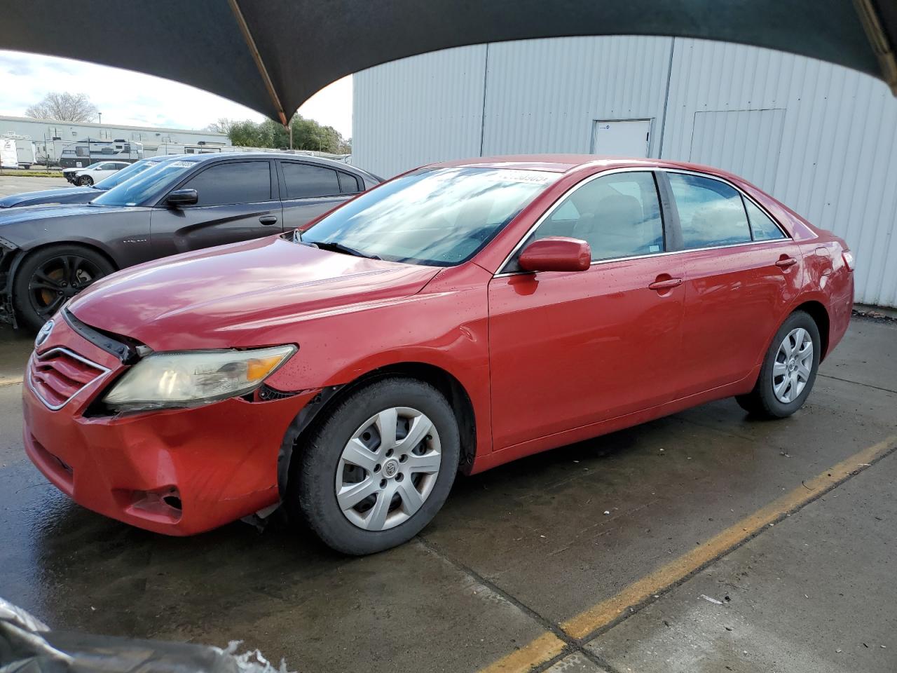 TOYOTA CAMRY BASE