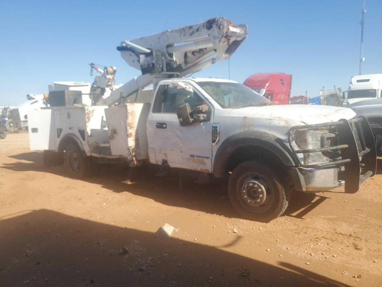FORD F-550 SUPER DUTY