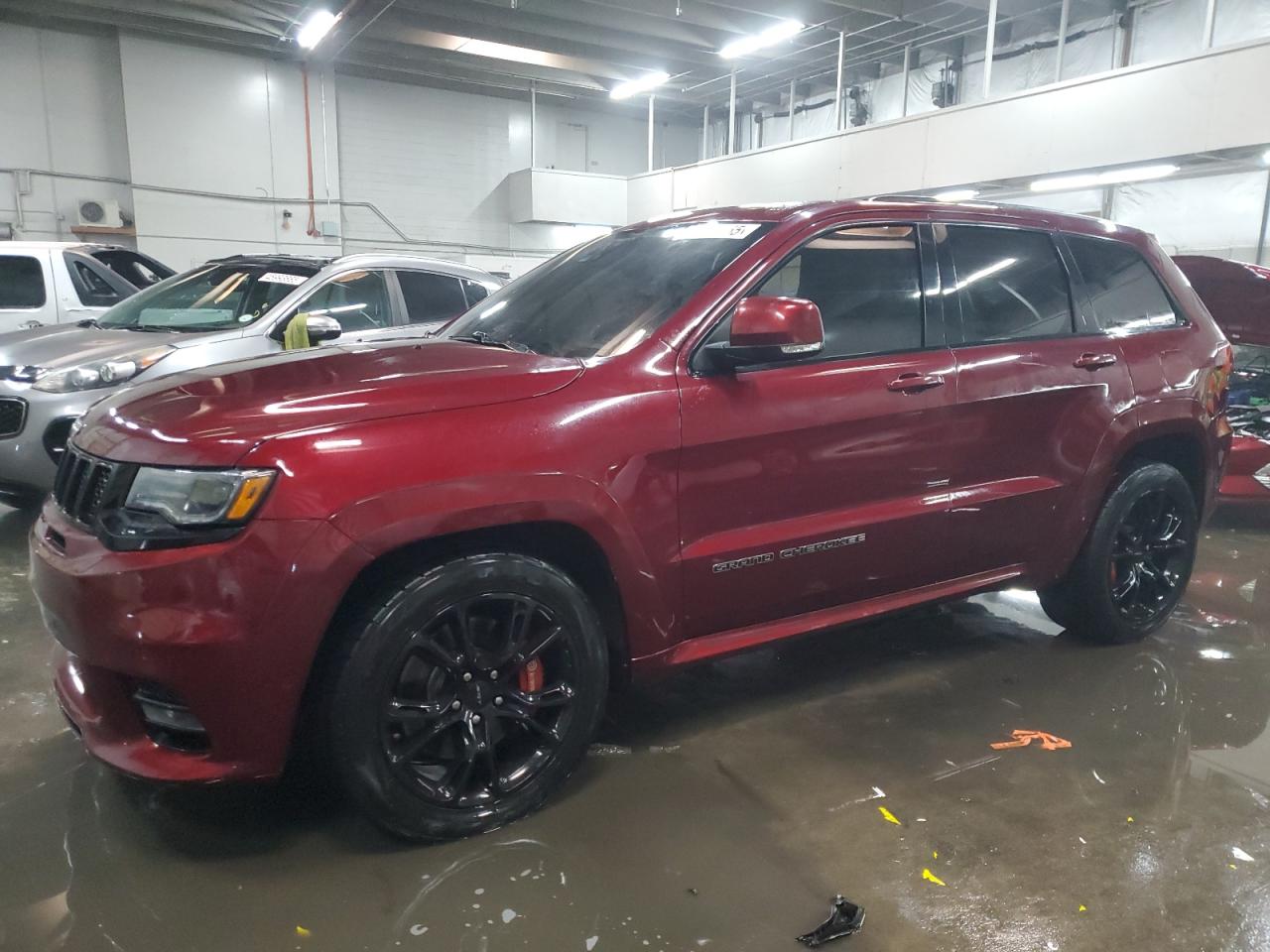 JEEP GRAND CHEROKEE SRT-8