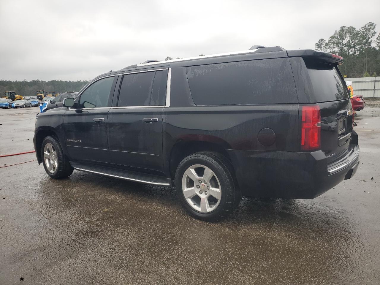 CHEVROLET SUBURBAN 2017