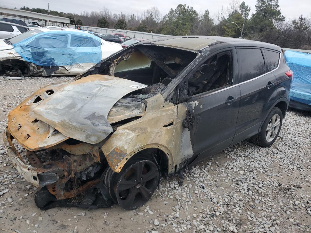 FORD ESCAPE SE