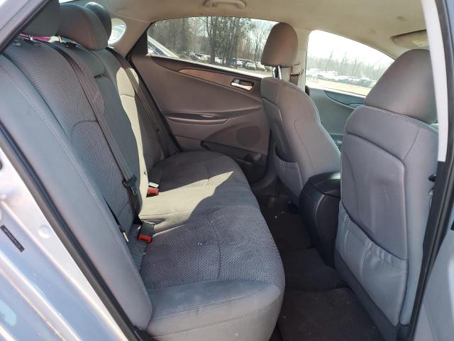 2014 Hyundai Sonata - Image 10