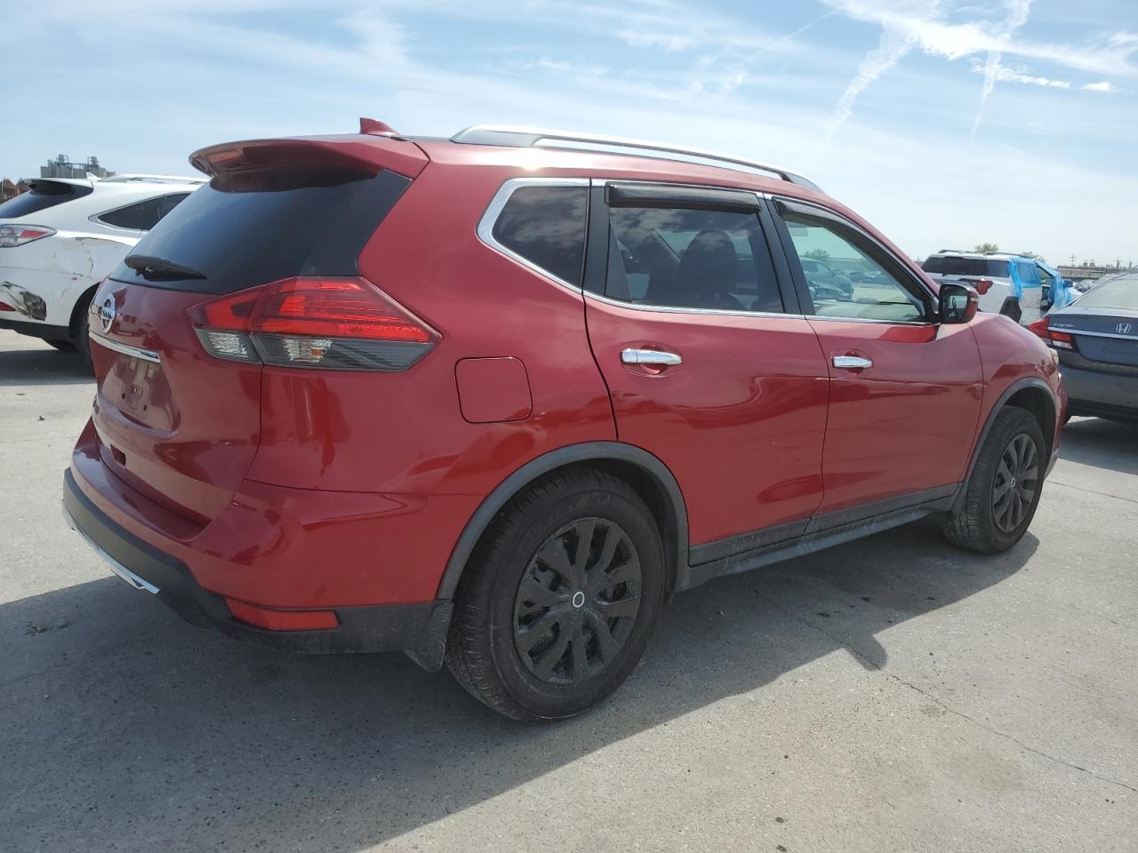 JN8AT2MT7HW399160 NISSAN ROGUE 2017