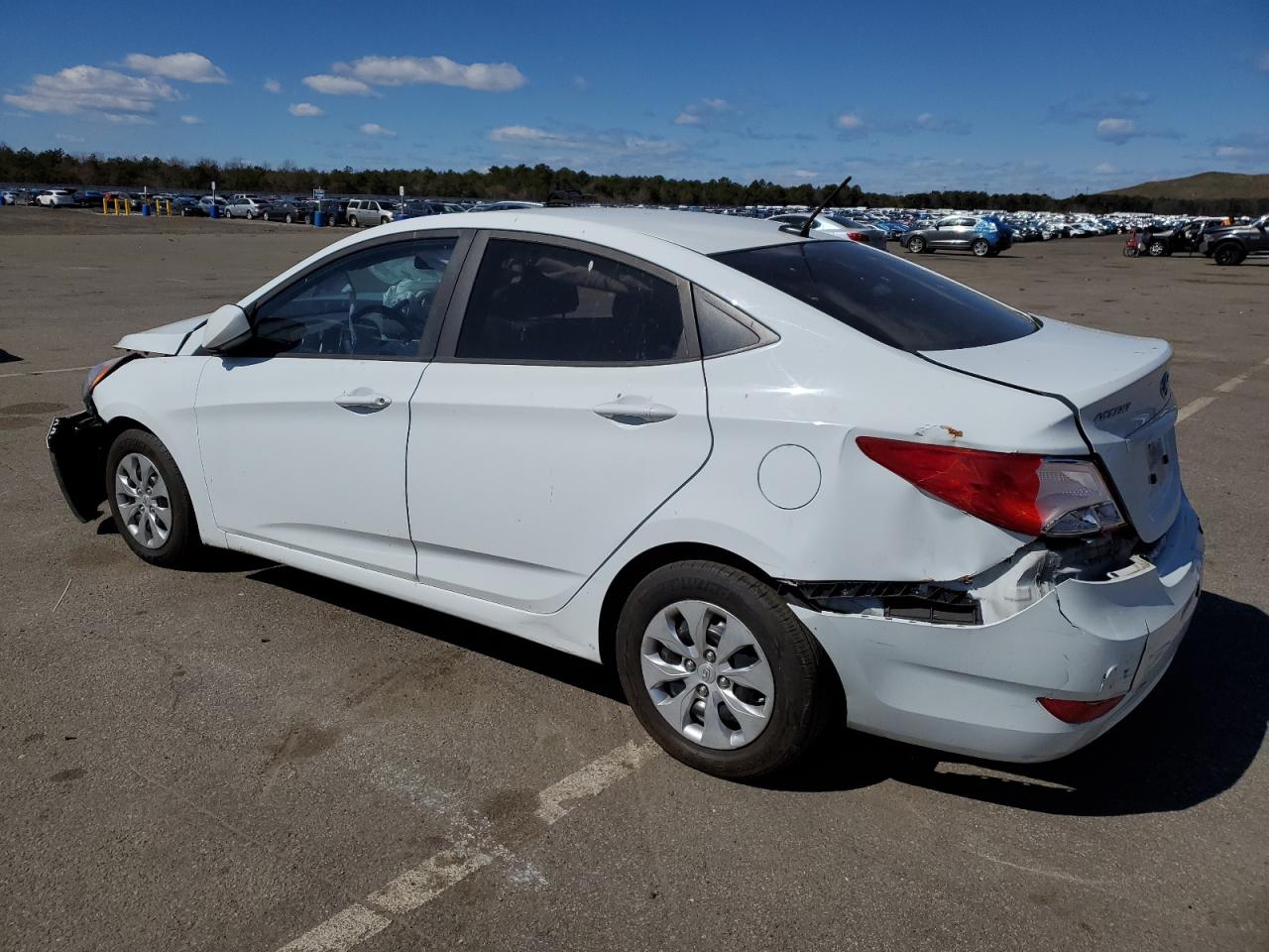 2016 Hyundai Accent Se vin: KMHCT4AE1GU090974