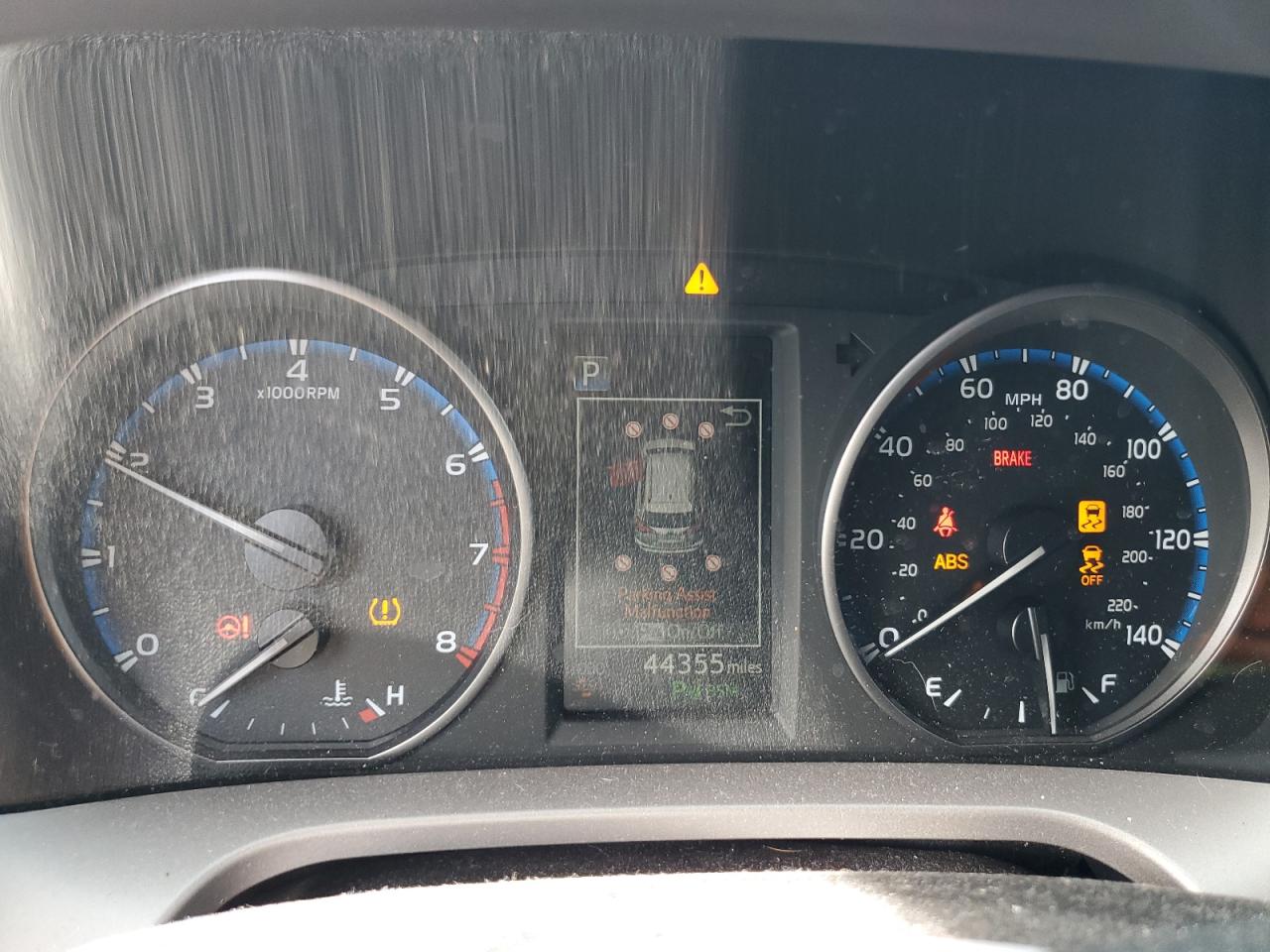 JTMRFREV4HD220390 TOYOTA RAV4 2017