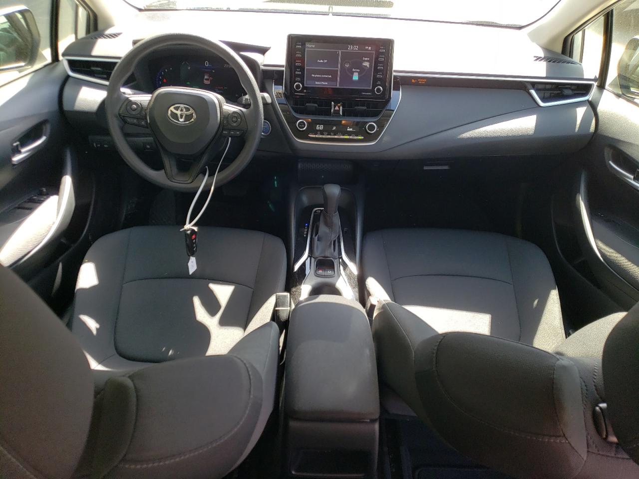 2021 Toyota Corolla Le vin: JTDEAMDE1MJ015963