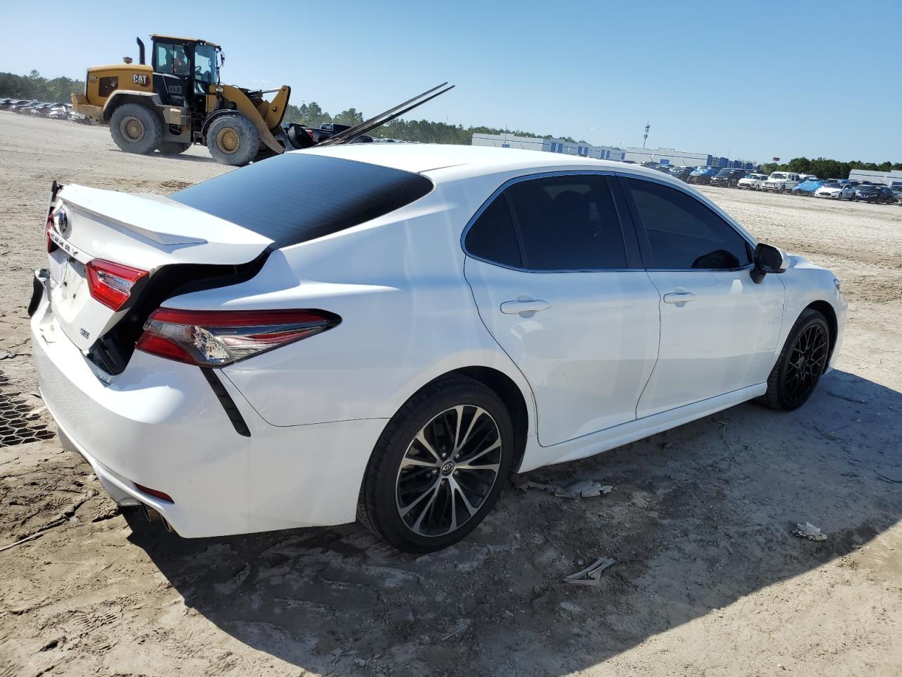 JTNB11HK3J3051568 TOYOTA CAMRY 2018