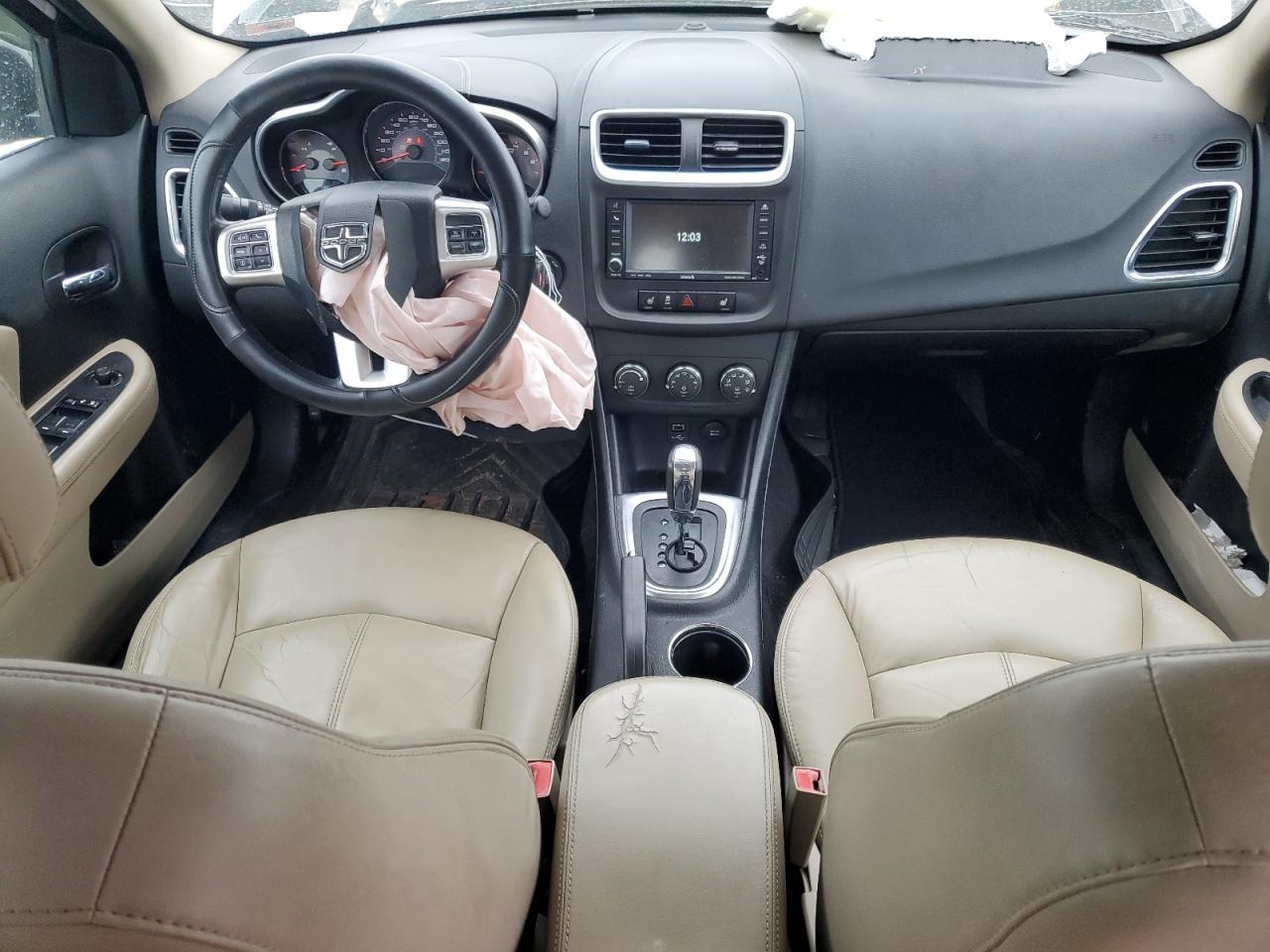 1B3BD2FG6BN572355 2011 Dodge Avenger Lux