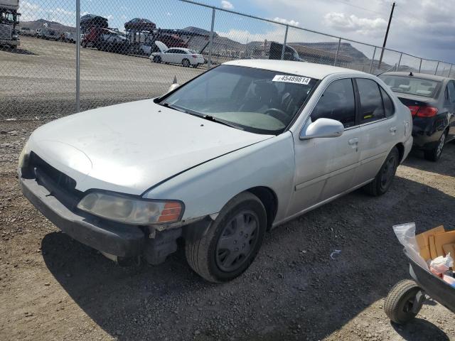 Lot #2443815769 2000 NISSAN ALTIMA XE salvage car