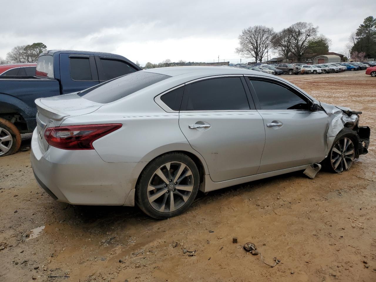 1N4AL3AP4HC110560 NISSAN ALTIMA 2017