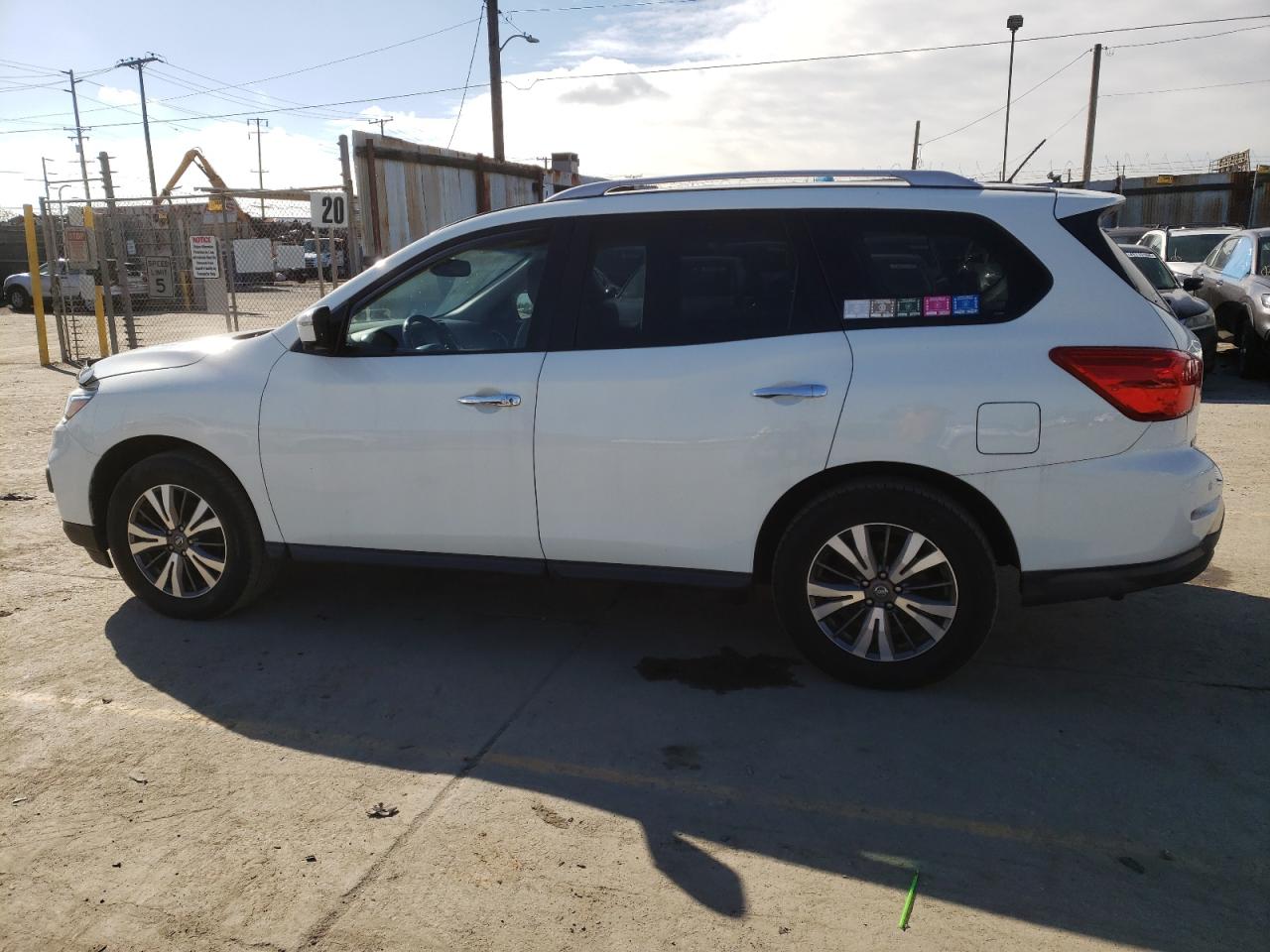 5N1DR2MM4HC687845 NISSAN PATHFINDER 2017