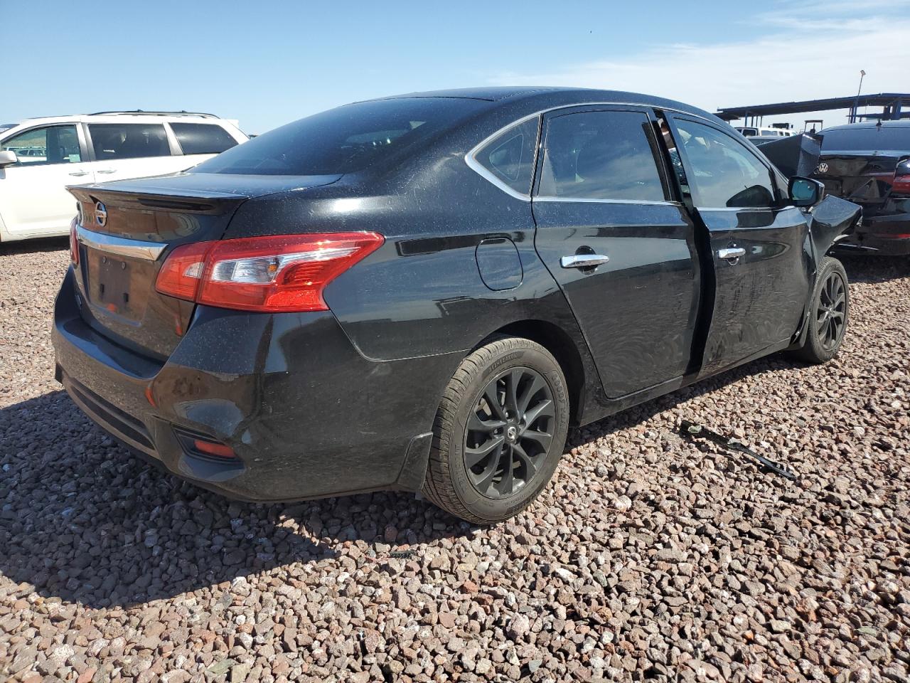 3N1AB7AP0JY281892 NISSAN SENTRA 2018