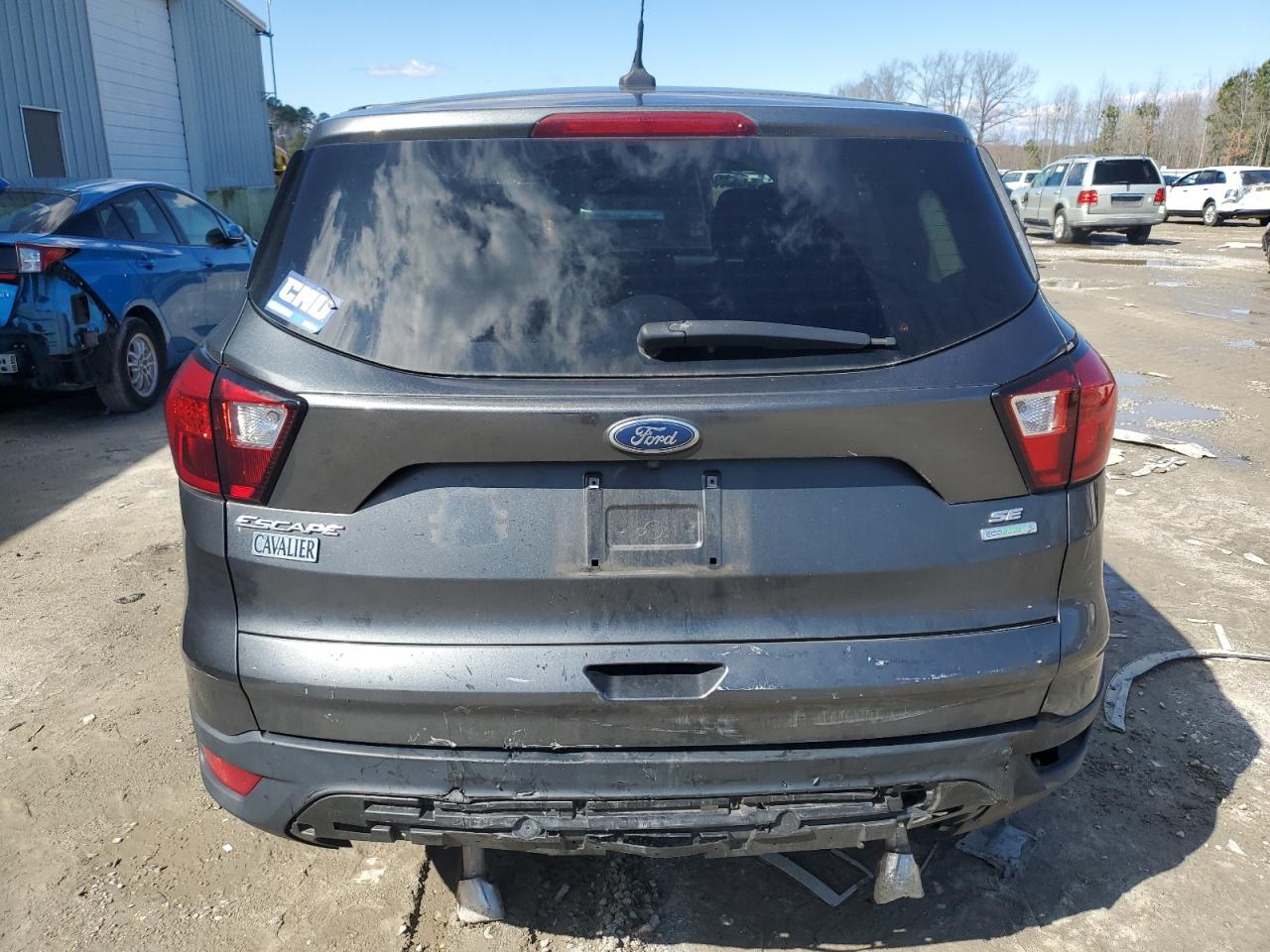 1FMCU0GD0KUB84700 FORD ESCAPE 2019