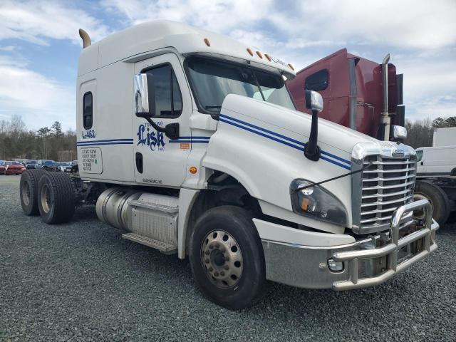 Lot #2407123808 2018 FREIGHTLINER CASCADIA 1 salvage car