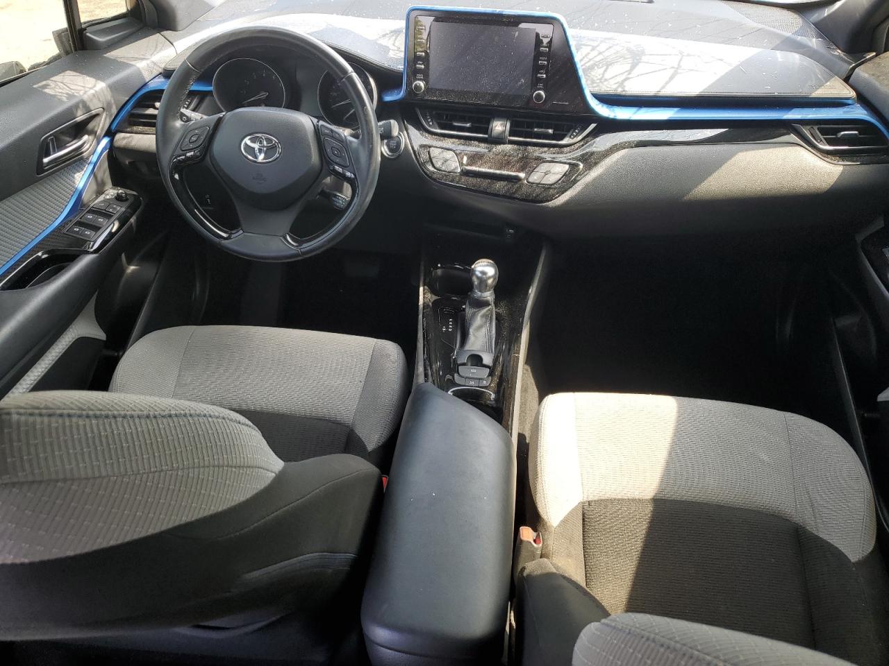 JTNKHMBX4K1014902 TOYOTA C-HR 2019