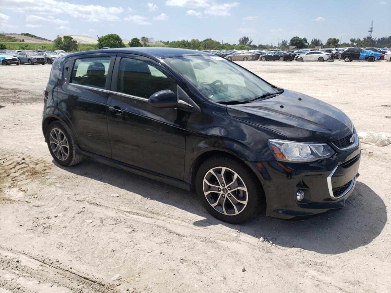 1G1JD6SB1K4125944 CHEVROLET SONIC 2019