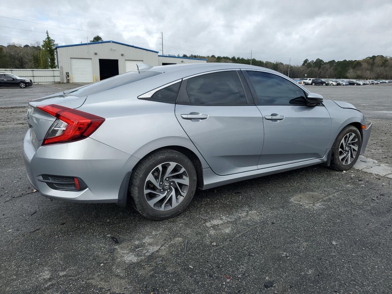 19XFC2F7XHE228026 HONDA CIVIC 2017