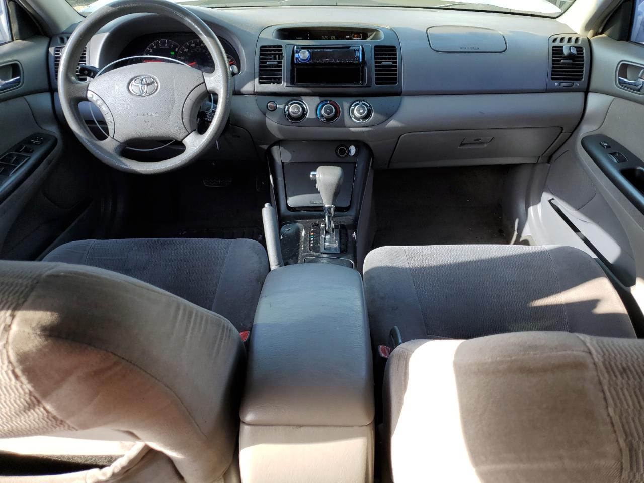 JTDBE32K453025385 2005 Toyota Camry Le