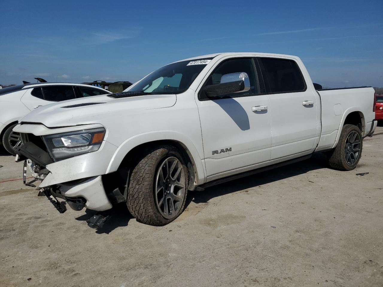 2019 Ram 1500 Laramie vin: 1C6SRFRT4KN788549