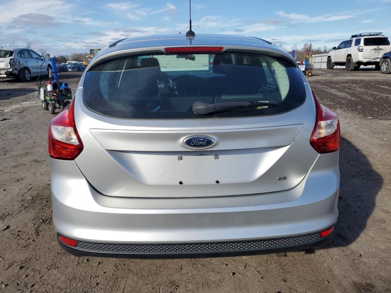 2012 Ford Focus Se vin: 1FAHP3K26CL265108