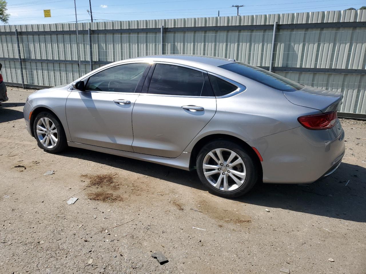 2015 Chrysler 200 Limited vin: 1C3CCCAB4FN612109