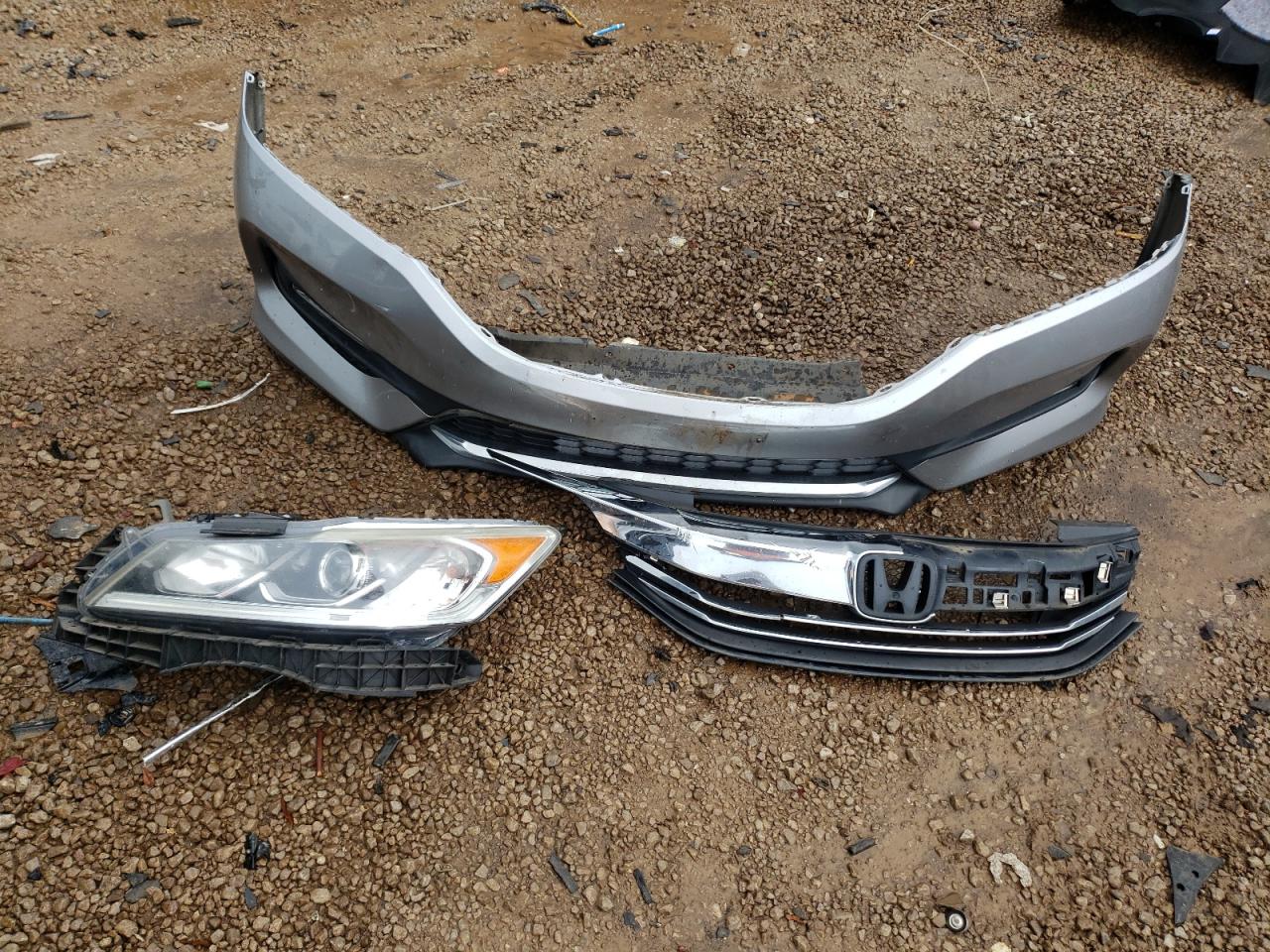 1HGCR3F89HA032440 HONDA ACCORD 2017
