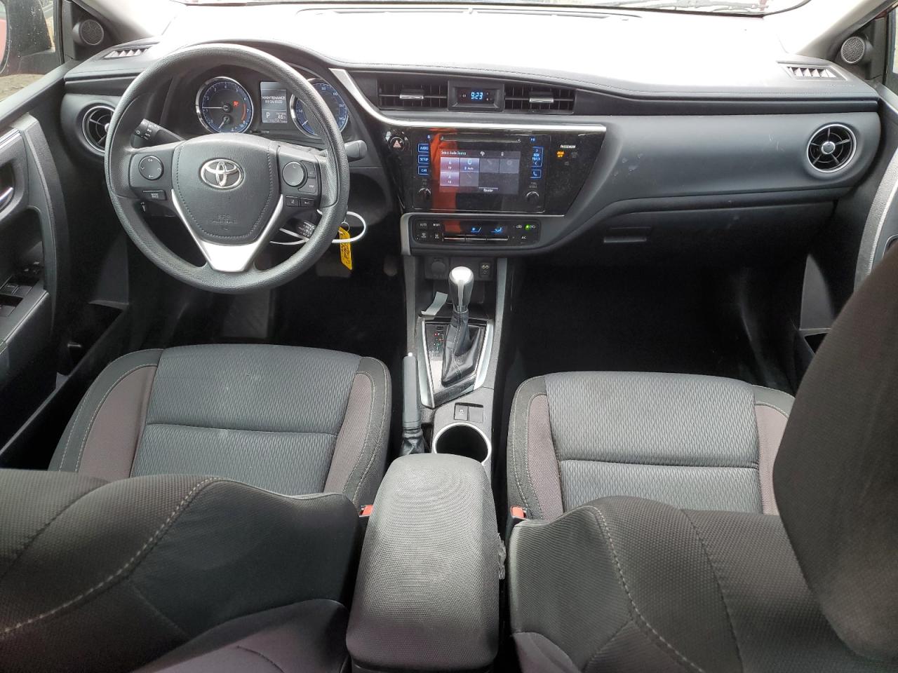 5YFBURHE8HP666803 TOYOTA COROLLA 2017