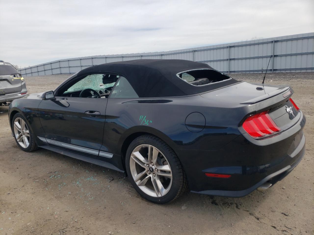 1FATP8UH0J5183563 FORD ALL Models 2018