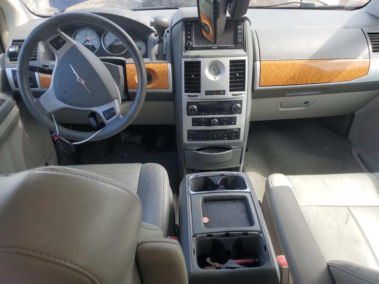 2A8HR64X59R631132 2009 Chrysler Town & Country Limited